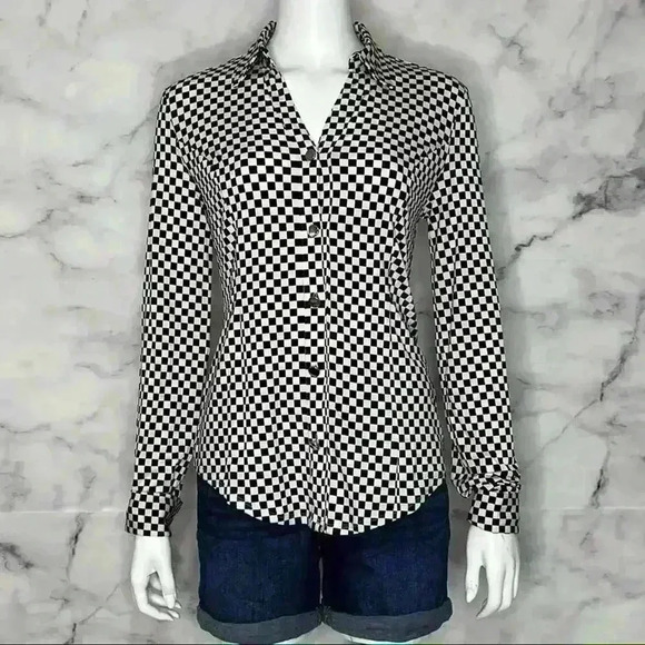 Carmen Marc Valvo Checkered Button down Blouse - Picture 2 of 11